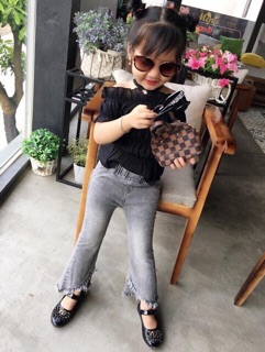 Quần jean (troy nhung)