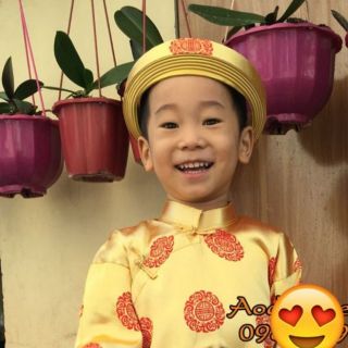 Áo dài truyền thống gấm thái tuấn không kèm mấn