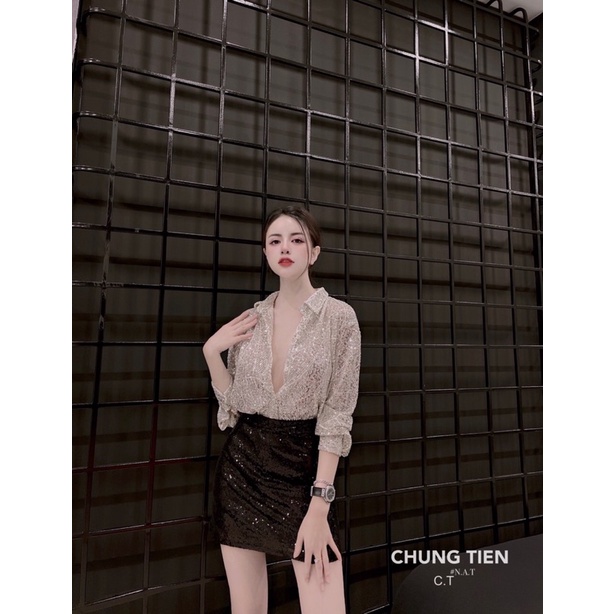 Áo kim sa họa tiết xinh lắm ạ