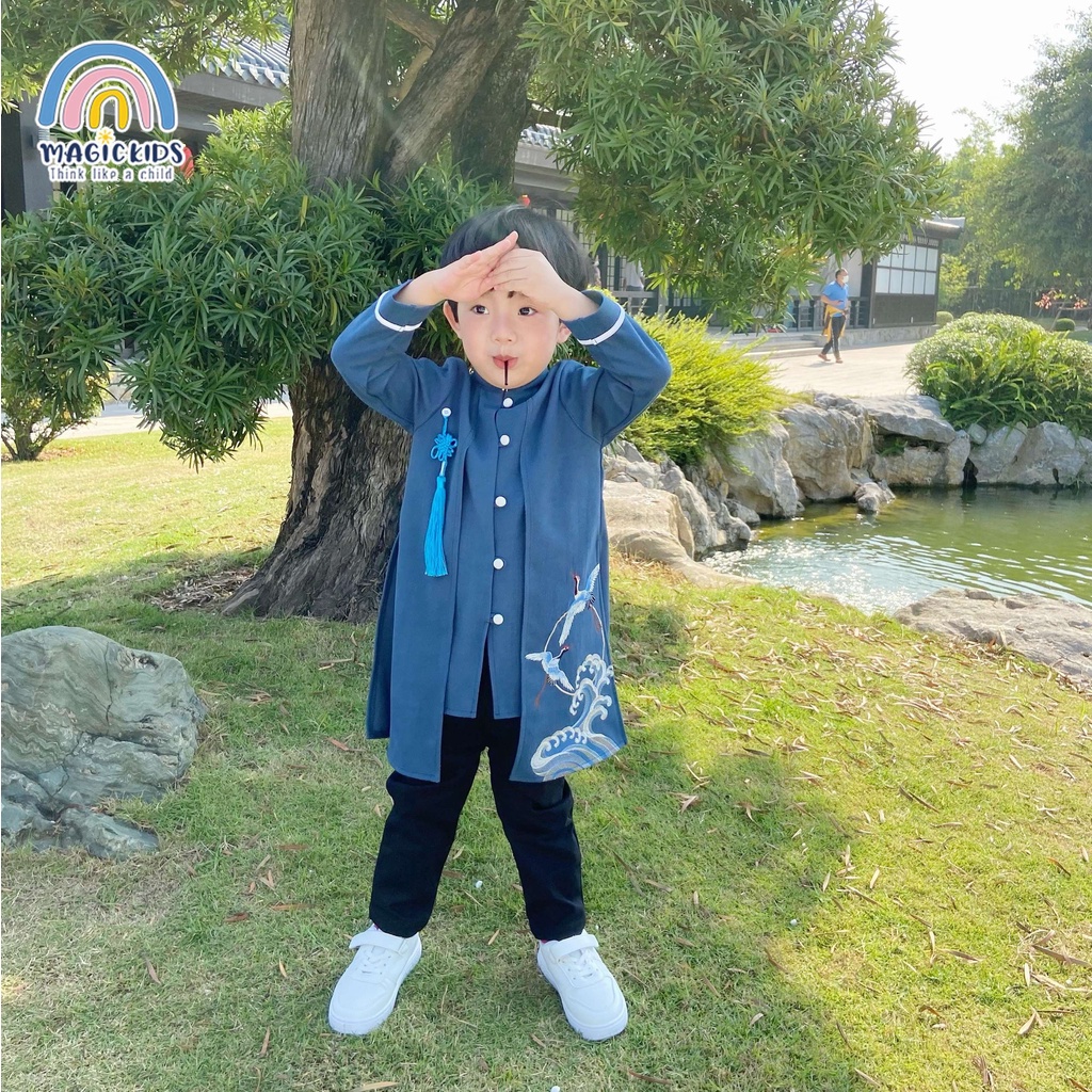 Áo dài Tết cho bé trai mẫu mới 2023 dáng cách tân cổ tàu thêu hạc size lớn từ 12-34kg Magickids Quần áo trẻ em AO21023