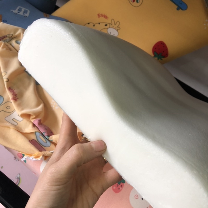 Gối Trẻ Em Massage Cao Su Non Nhập Khẩu Mềm Mại Size 32x47cm