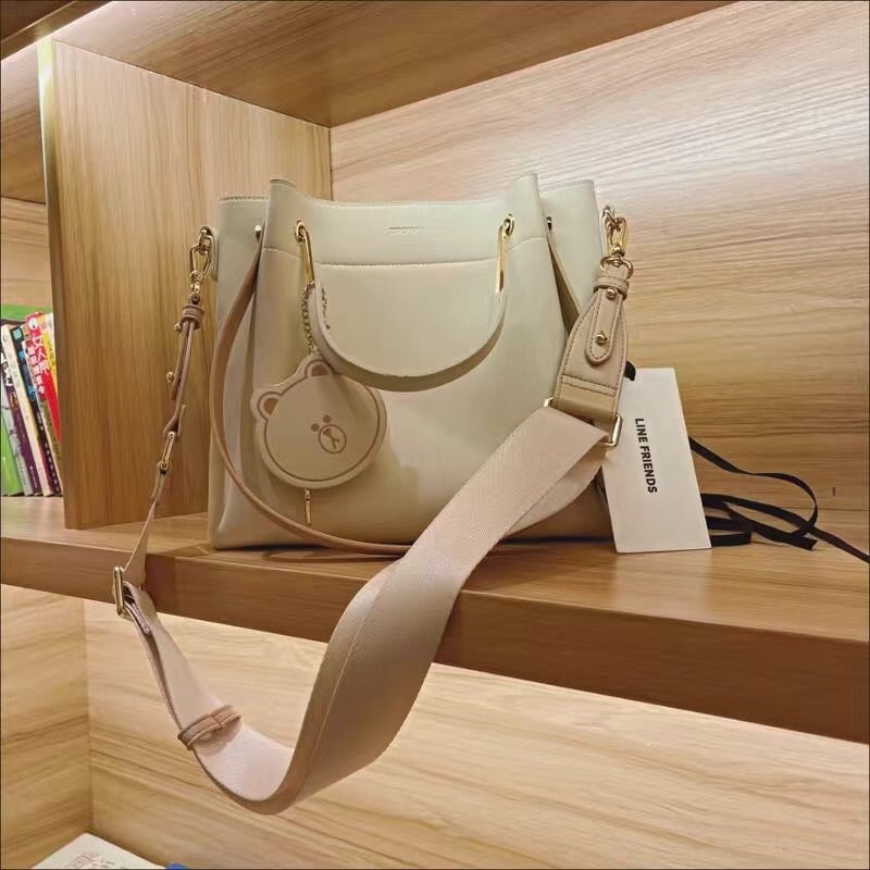 Túi xách nữ công sở cao cấp đẹp đeo chéo kẹp nách, túi da nữ móc treo gấu sang chảnh Xiestore