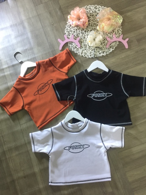 Áo Croptop FUNKY Chỉ Nổi Ảnh Thật