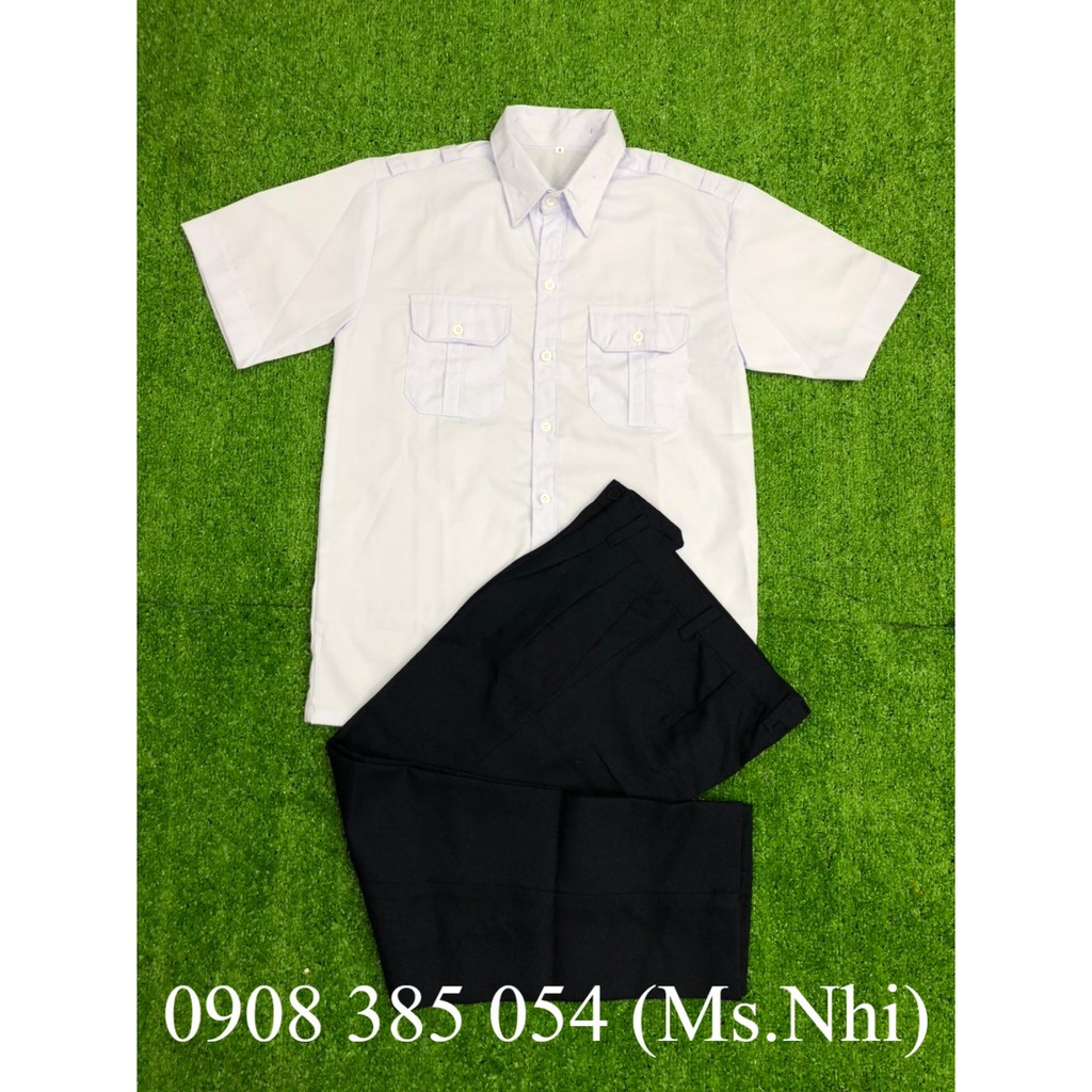 Quần áo bảo vệ màu trắng kèm phụ kiện đi kèm- Hình thật