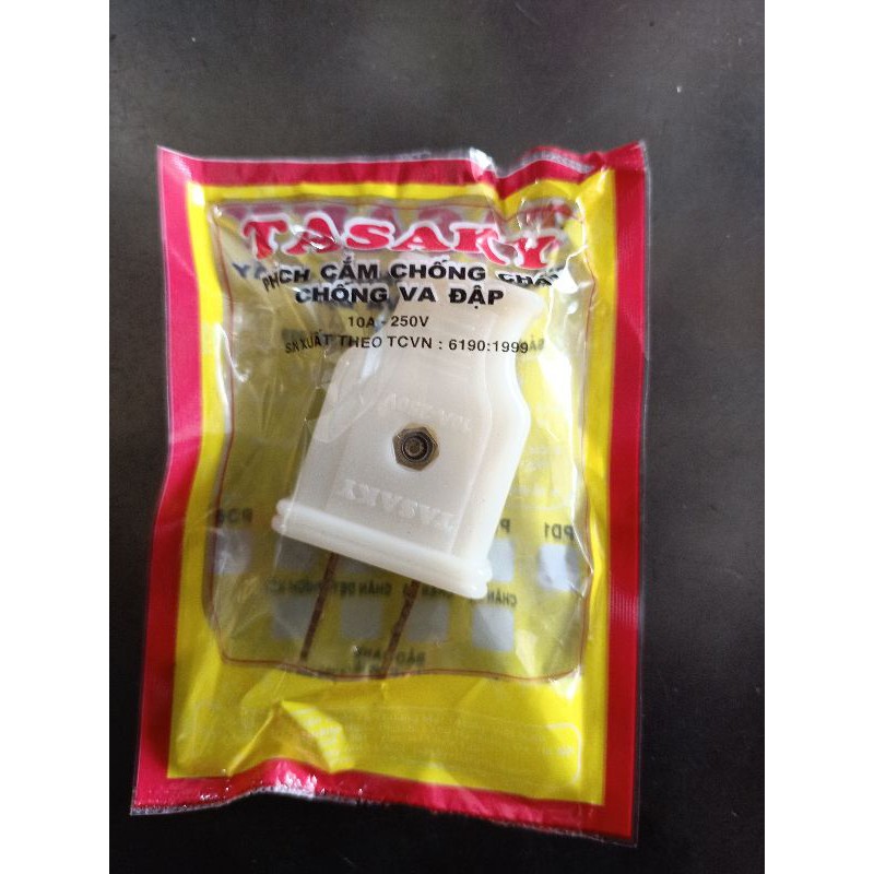 PHÍCH CẮM CHÂN DẸP TASAKI