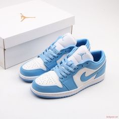 Giày Thời Trang Nam Nữ Nike Air Jordan 1 Low UNC Xanh Dương Cổ Thấp Full Box Bill | BigBuy360 - bigbuy360.vn