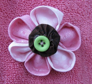 Clover dụng cụ làm hoa vải Kanzashi