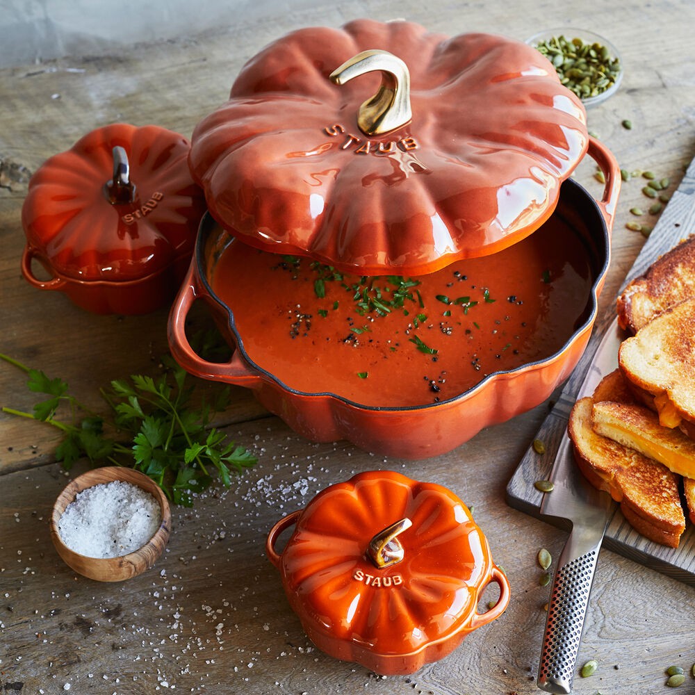 Staub nồi gang quả bí ngô Pumpkin Cocotte 24cm