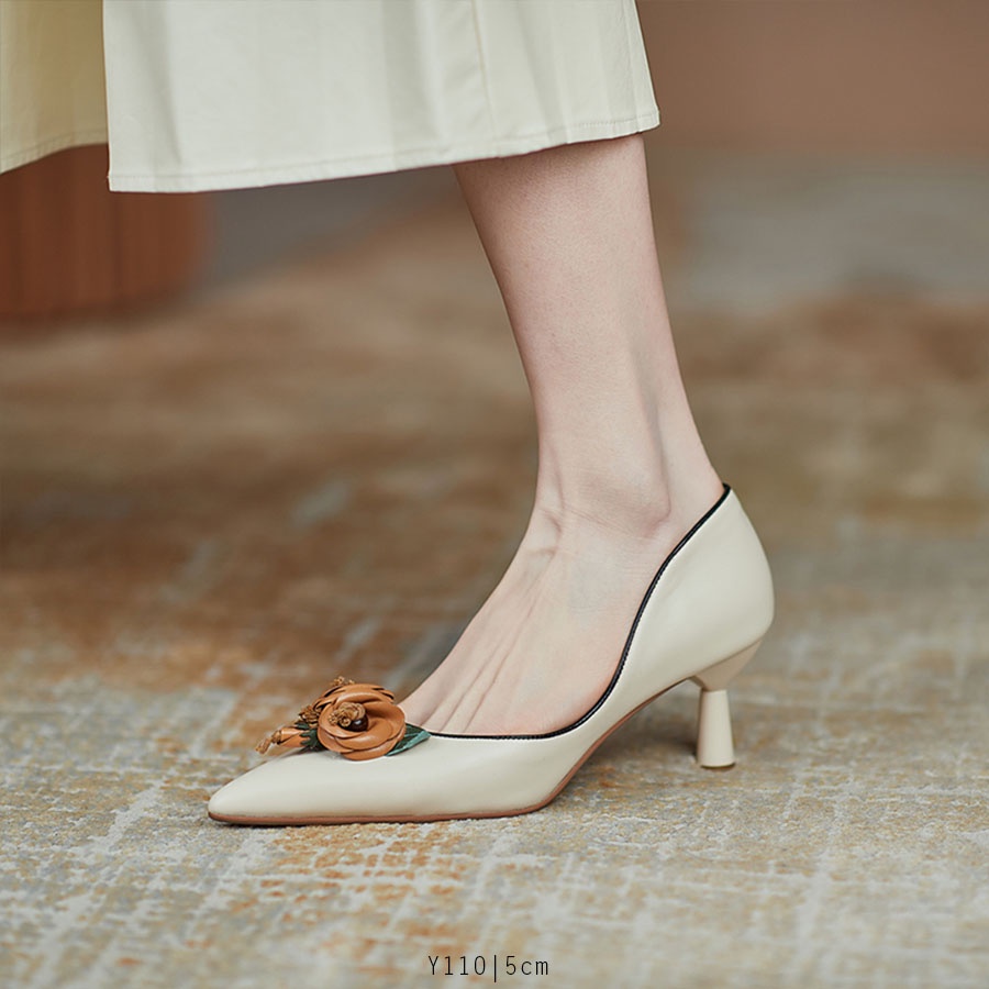 Giày cao gót 3p đính hoa cực xinh - Y110