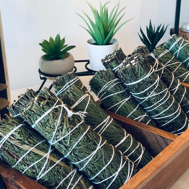 Xô Thơm Tuyết Tùng  Xông Nhà Mới & Bảo Vệ Gia Chủ l XÔ THƠM THANH TẨY