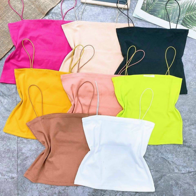 Quần áo khách đặt livetream shopee