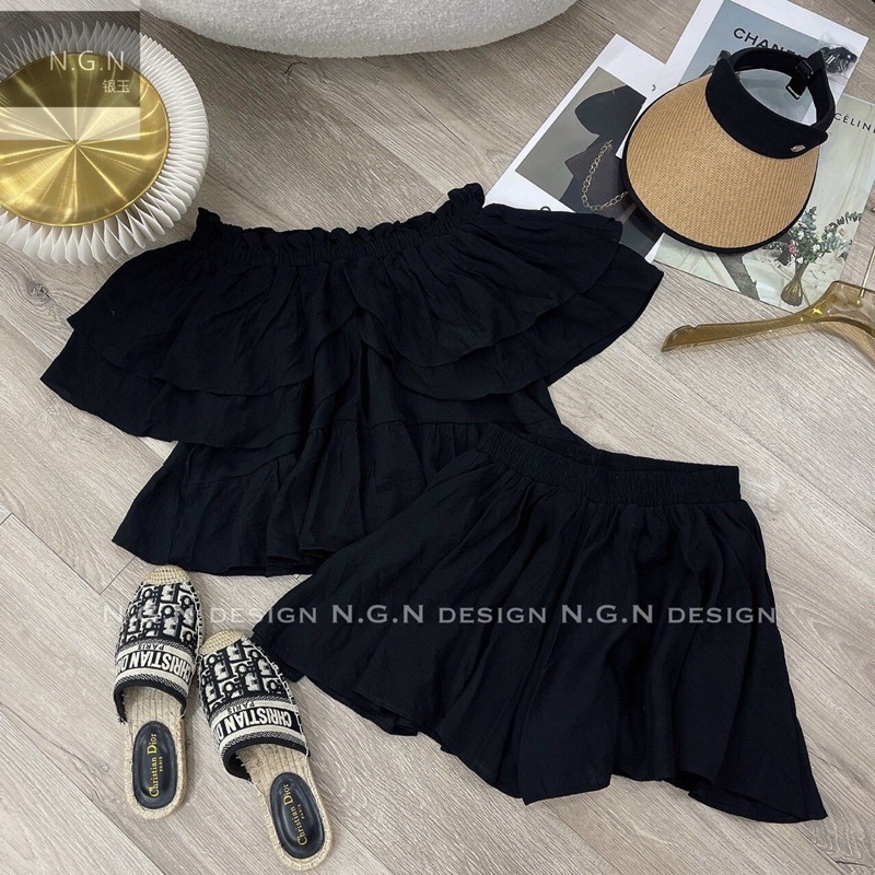 Sét trễ vai + chân váy