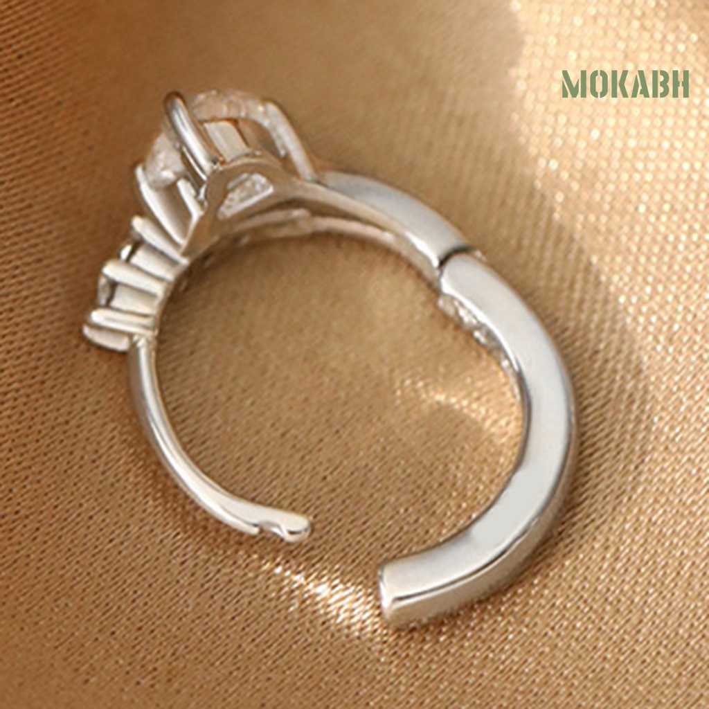 1 Đôi Bông Tai Hình Trái Tim Đính Đá Zircon Cỡ Nhỏ Sang Trọng