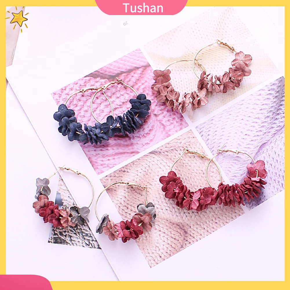 Khuyên tai dạng vòng phối hoa thời trang dành cho nữ