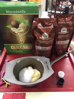 Nhuộm đen phủ bạc keratin