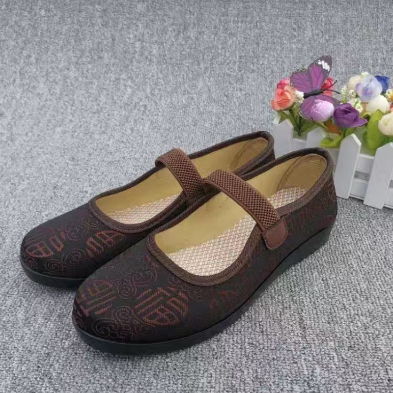 Giày lười vải thiêu kiểu tàu, đế cao su bền đẹp chống trơn trượt - Giày cho các bà các mẹ hàng đẹp cao cấp