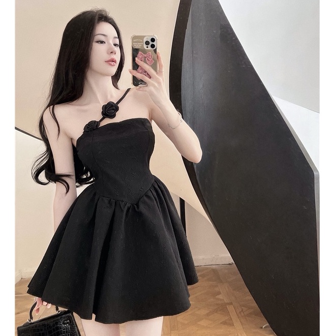 Đầm Chữ A Không Tay Cổ Yếm Dáng Ôm Màu Đen Thời Trang Hàn Quốc Gợi Cảm Cho Bạn Gái