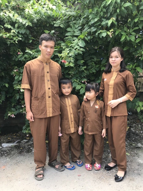 ĐỒ LAM ĐI CHÙA # Lãnh tụ phối bé