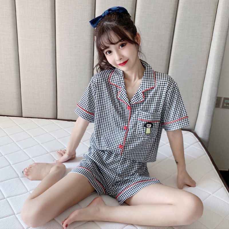 Bộ Đồ Ngủ Ngắn Tay Dáng Rộng Với Họa Tiết Ca Rô Xinh Xắn Dành Cho Nữ