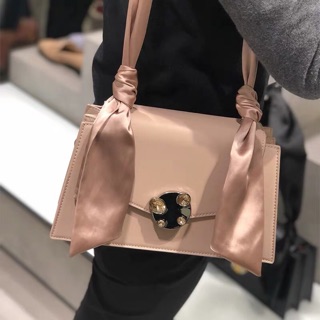 Túi charles keith dáng vuông (kèm ảnh thật khách feedback) và ảnh thật clip hàng về
