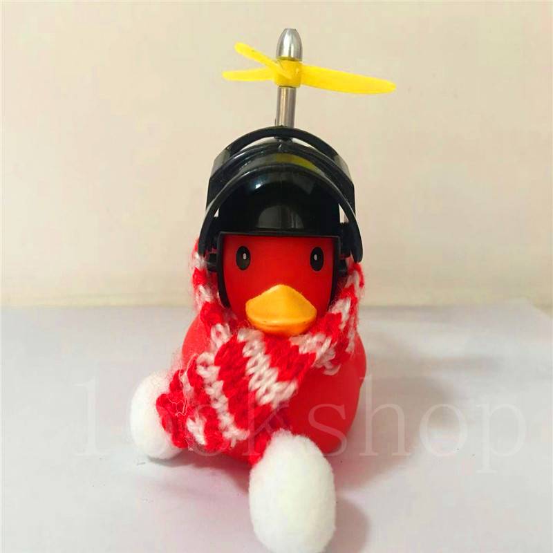 Vịt Cao Su Gắn Mũ Bảo Hiểm Dễ Thương