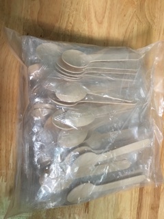 Muỗng gỗ bọc màng (50 cái/1 túi)