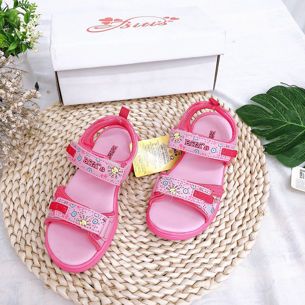 Giày sandal quai hậu học sinh bé gái , họa tiết bông hoa , đế siêu nhẹ DEG000100