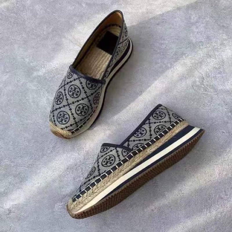 Giày đế xuồng Toryburch