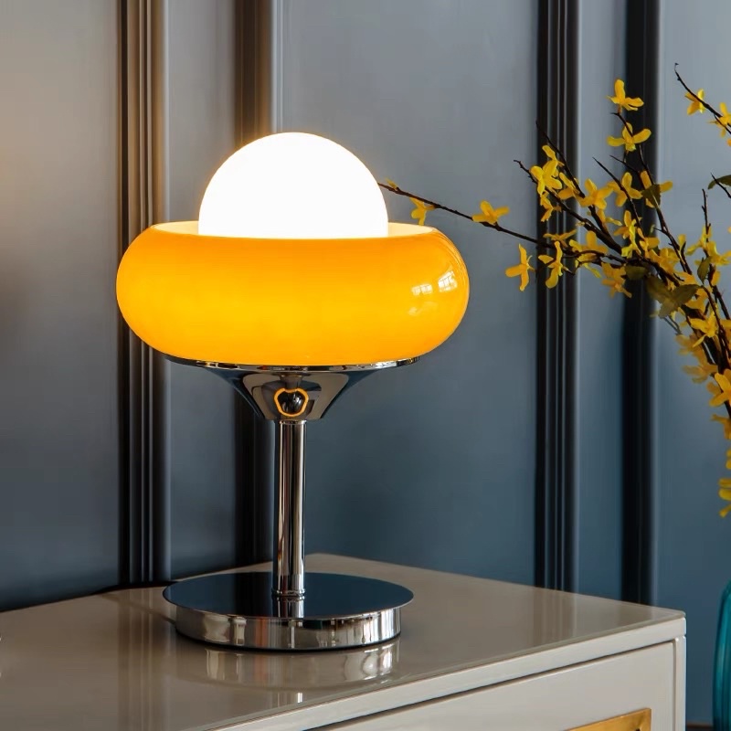 Đèn bàn sứ Body Lamp cao cấp - Bắc Âu