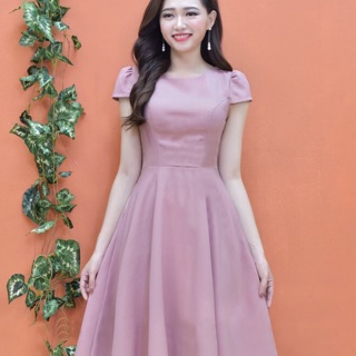 300 Đầm màu hồng hàng si hàng thùng ( hình ảnh chỉ mang tính chất minh hoạ live )