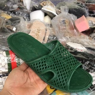 Dép tổ ong màu xanh rêu