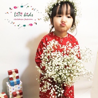 Áo dài nhung cho bé diện tết