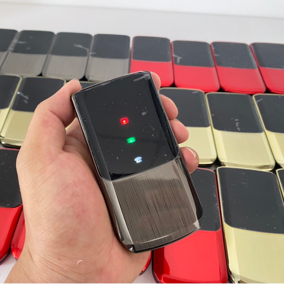 Điện Thoại Độc Lạ Pin Khủng NK2720 Nắp Gập Màn Hình 2.4inch Cảm ứng Thay Đổi Giọng Nói Nghe FM không Cần Tai Nghe