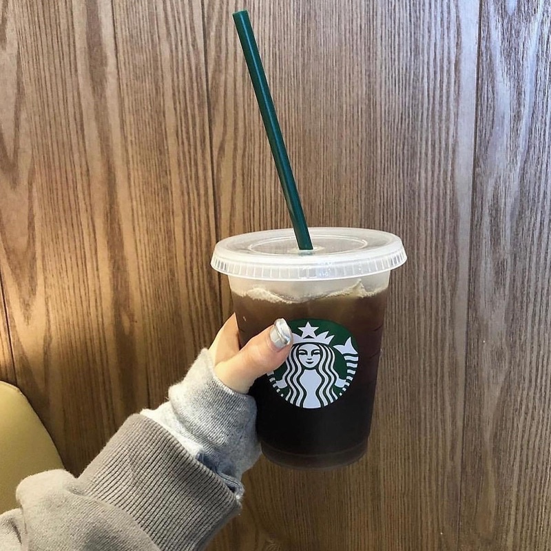 Order Ly STARBUCKS tái sử dụng kèm ống hút