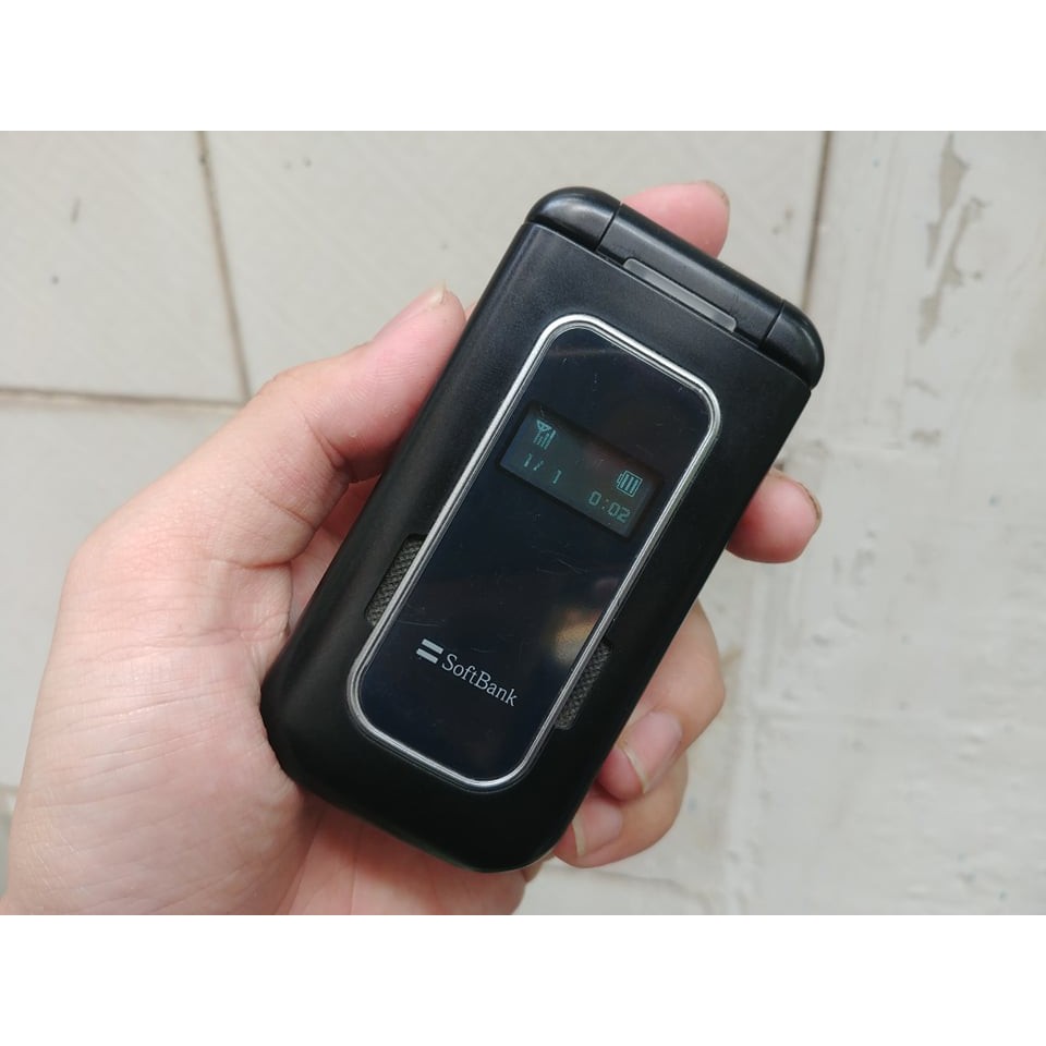 Điện thoại Toshiba 810T màu đen