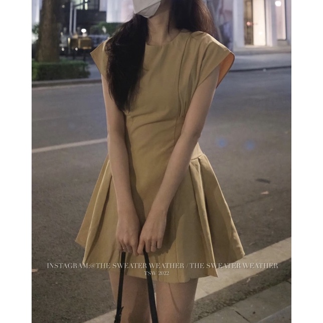 Váy thô chiết eo dáng xoè vai vuông, Đầm thô tay hến 2022 - Dorita Boutique