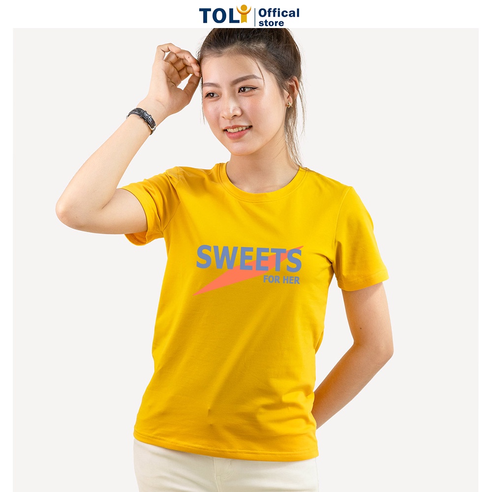 Áo thun nữ TOLI cổ tròn màu vàng in R, 100% cotton 4 chiều mềm mịn, co dãn, form suông cơ bản