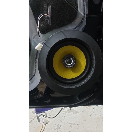 Xốp loa định hướng âm thanh xe hơi một cặp