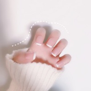 Bộ 24 móng tay giả viền trắng tự nhiên