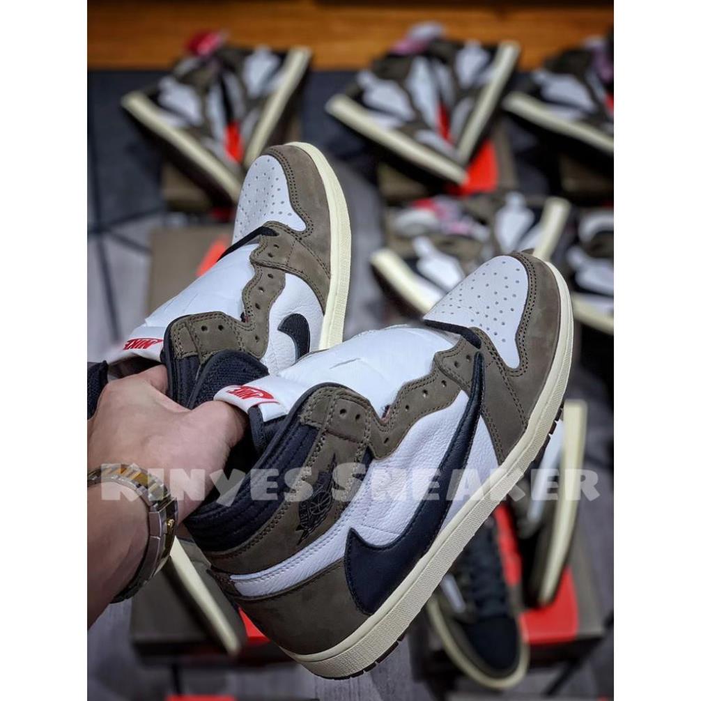 Giày Air Jordan 1 Retro High OG x Travis Scott