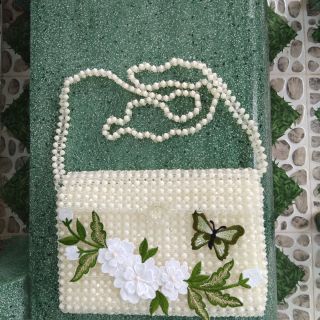 Giỏ xách nữ hạt cườm handmade