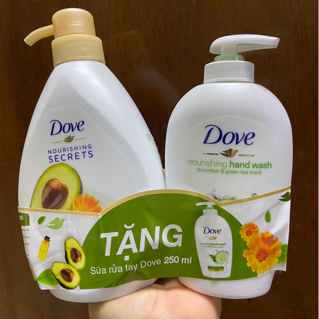 SỮA TẮM DOVE NOURISHING SECRETS  CĂNG BÓNG 530G tặng nước rửa tay DOVE