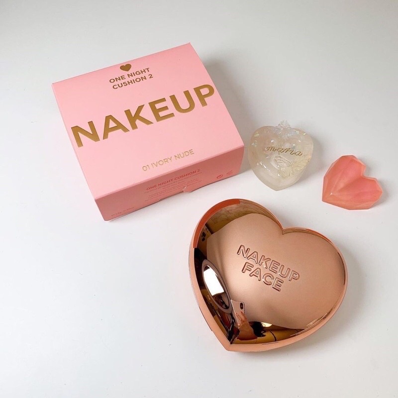 Phấn nước Nakeup Face cushion heart vỏ trái tim kèm lõi