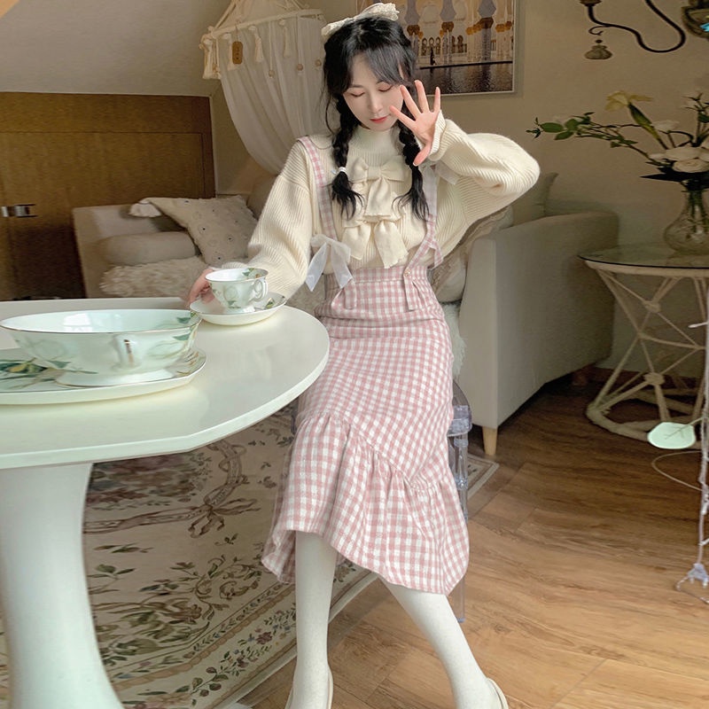 Set áo sweater dáng rộng + chân váy yếm thời trang thu đông mới cho nữ