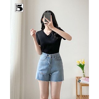Áo thun nữ cổ tim trơn màu basic dáng ôm chất cotton mềm mỏng Twentyfive N444