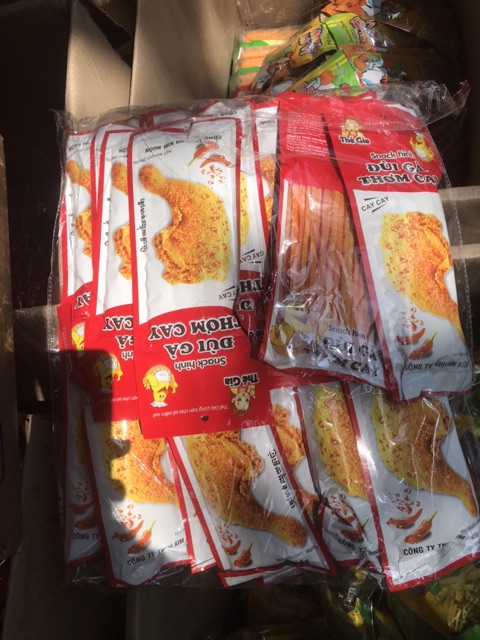 SỈ BỊCH 30 GÓI ĐÙI GÀ TĂM CAY CÓ THỂ MIX MÀU ĂN CAU SIÊU HOT