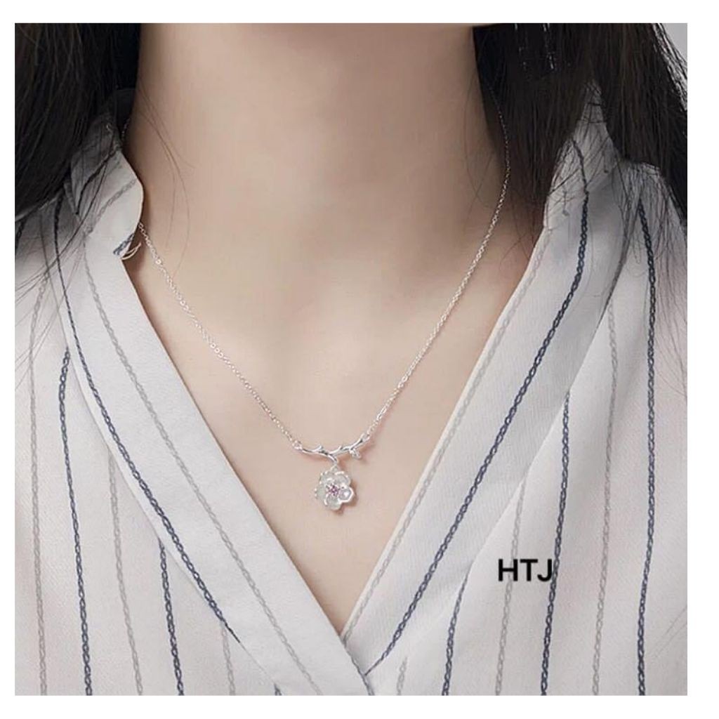 DÂY CHUYỀN BẠC NỮ HOA ANH ĐÀO MẶT ĐÍNH ĐÁ TRẺ TRUNG KÈM QUÀ TẶNG VÒNG CHỈ ĐỎ MAY MẮN | BigBuy360 - bigbuy360.vn