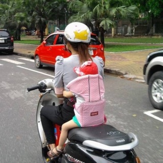 Đai xe máy có đỡ cổ