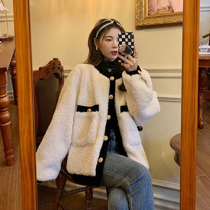 Áo khoác len lông cừu tay dài dáng rộng màu sắc tương phản thời trang thu đông cho nữ