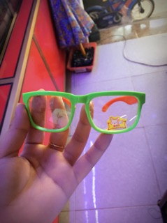 Kính gọng dẻo cho bé